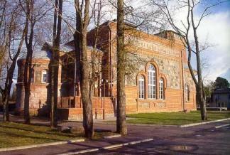 Kirkko Tõrva Kirik-Kammersaal