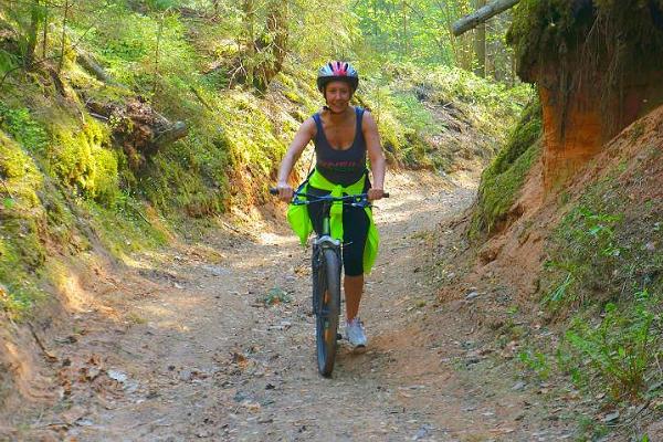 Kickbike-Wanderung in Taevaskoda auf den Spuren des Films "Die letzte Reliquie"