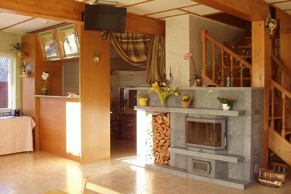 Вилла River Rose — это новый и современный гостевой дом со всеми удобствами, расположенный на границе Национального парка Соомаа.