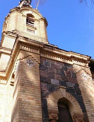 Развалины церкви в Пуски