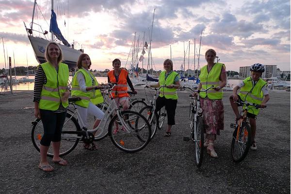 Baltreisenin polkupyöräretket Pärnussa paikallisen oppaan johdolla