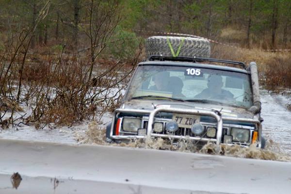 Saare Safari - mini sacīkstes un pārgājieni ar Jeep automašīnām