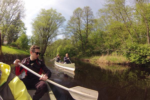 Kanuu.ee canoe trip in Soomaa with a bog walk