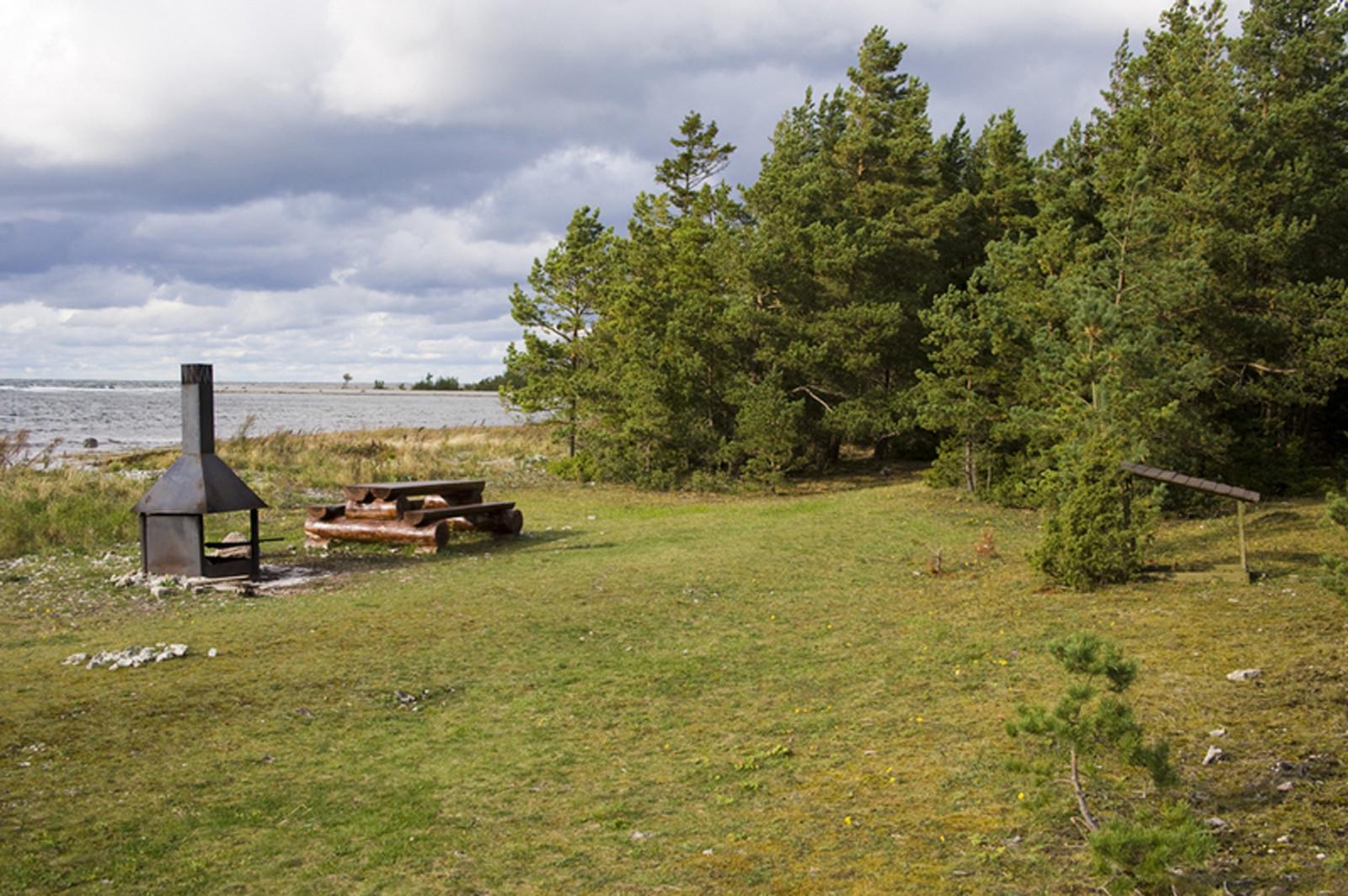 Abula-Kalasma nature trail and camping area