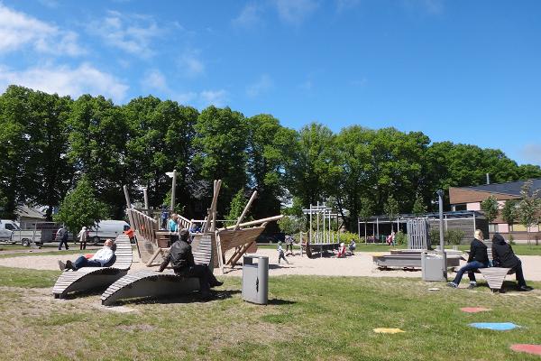Spielplatz am Wallgraben (Vallikäär) in Pärnu