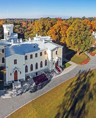 Keila-Joa slott och museet Schloss Fall