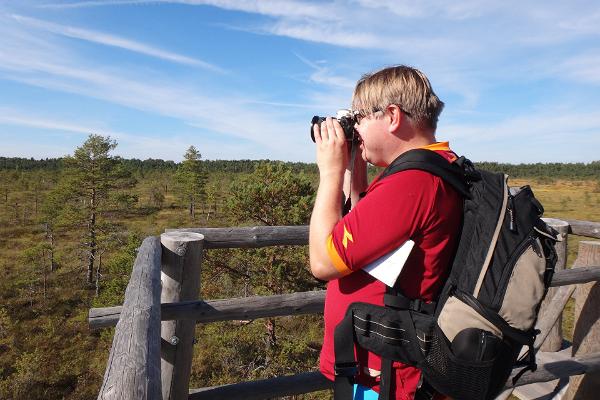 Entdecken Sie mit "Seikle Vabaks" den Nationalpark Soomaa! Wanderungen zu Fuß und mit Moorschuhen, Kanu- oder Kajakfahrten!
