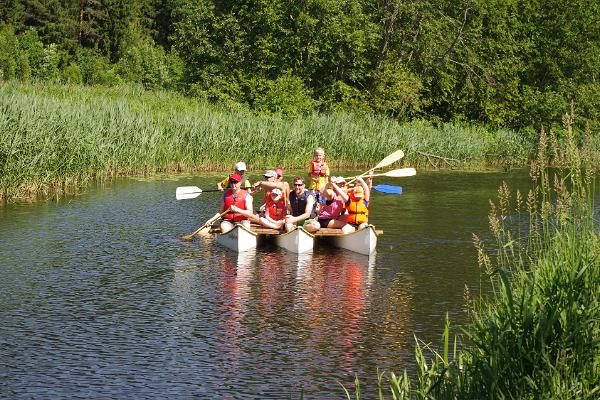 Samliku Matkamaja's canoe raft trips on the Pärnu River