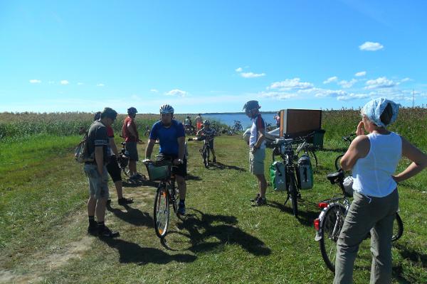 Bildende Naturausflüge mit dem Fahrrad und zu Fuß auf den Inseln Saaremaa (dt. Ösel), Muhu (dt. Moon) und Abruka (dt. Abro)