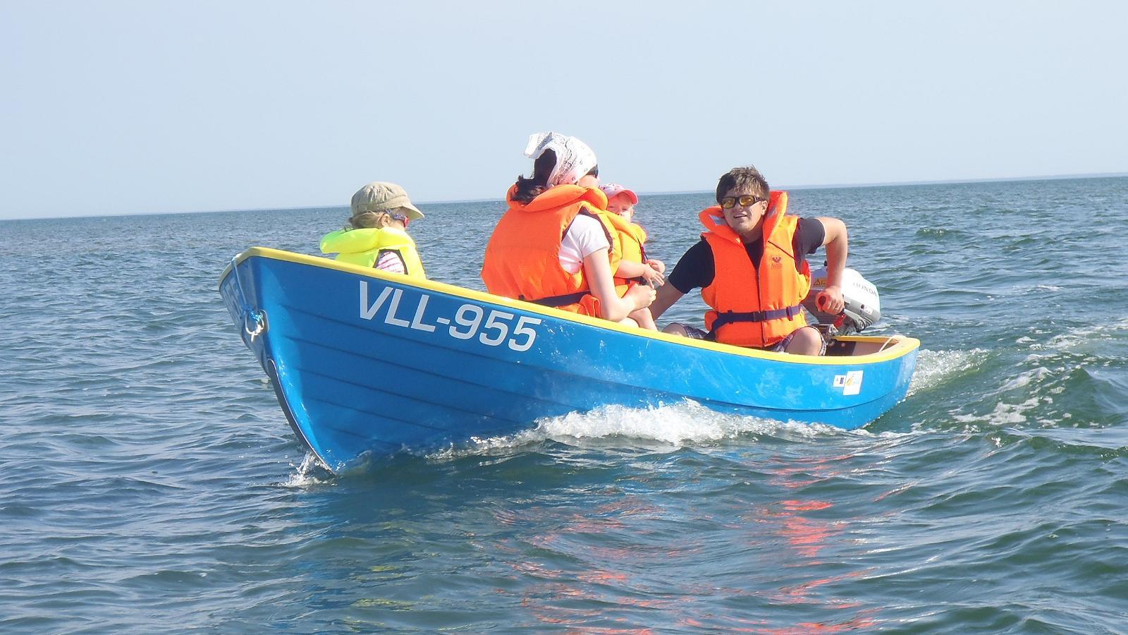 Kassari puhkekeskuse mootorpaadi rent