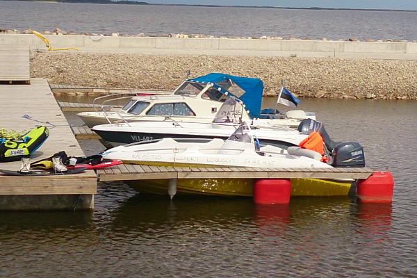 Izbrauciens ar motorlaivu uz Peipusa ezera