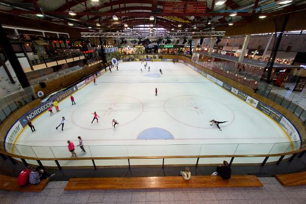 Lõunakeskus shopping centre Astri Arena ice skating rink 