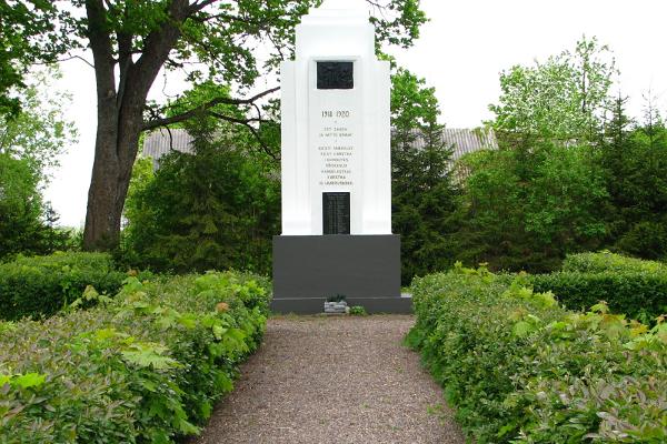 Vabadussõja mälestusmärk Kärstnas