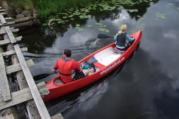 On a canoe in the "jungle" of the River Kõpu