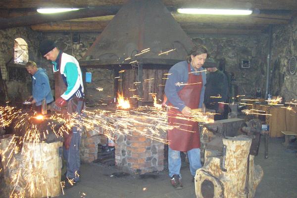 Forging a lucky horseshoe or a nail on the Sepa Farm in Rõuge 