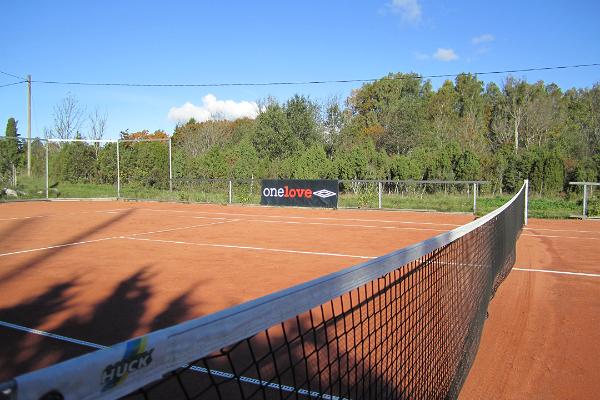 Pivarootsi Windmill, tennis court