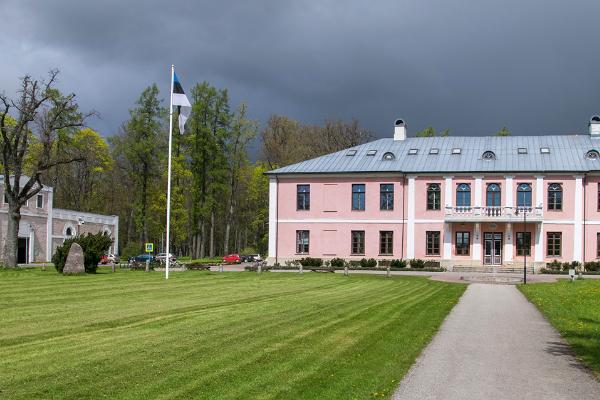 Park auf dem Gutshof Tõstamaa