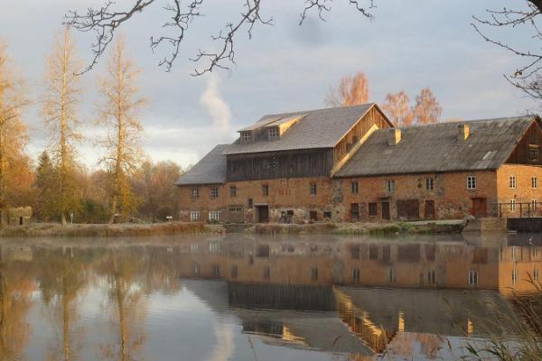 Hellenurme veskimuuseum