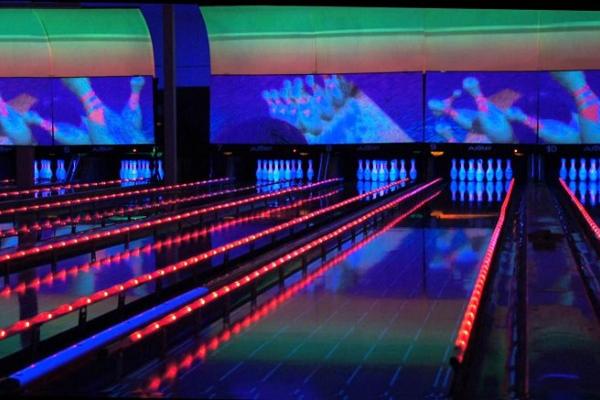 Зал для боулинга FunBowling