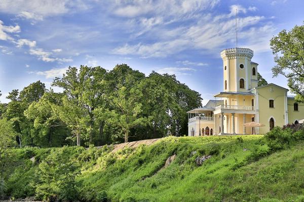 Бутик-отель в замке Schloss Fall в Кейла-Йоа