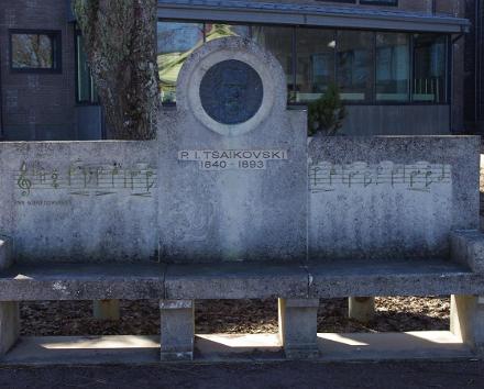 Literārā pastaiga Tartu: Brīvības cīņu piemineklis - "Kalevipoeg"
