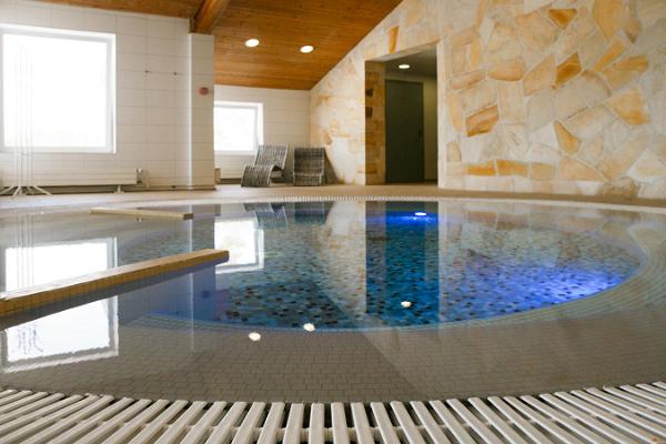 Fra Mare Thalasso Day Spa sauna and pool complex