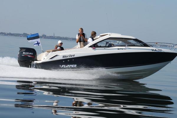 Speedboat excursion of Tallinn harbours