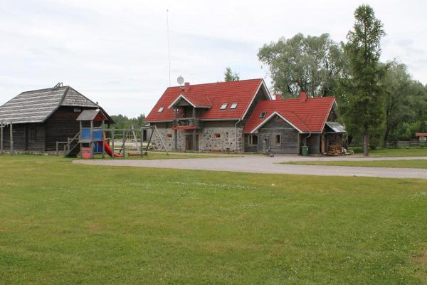 Marja Farm Holiday House