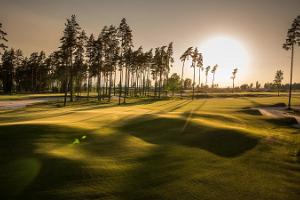 Golf- och spaparadis i Pärnu och över Pärnuviken