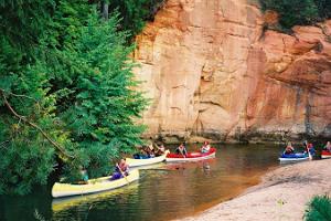 VeeTee rafting and canoe trips