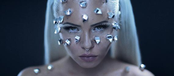 Estonian-singer-Kerli-in-Diamond-Hard-music-video