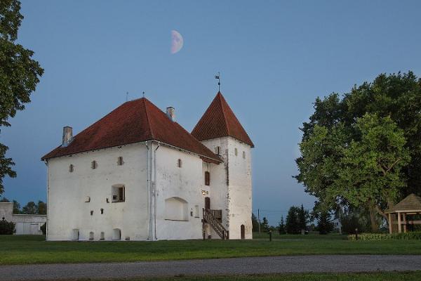 Purtse Castle restaurant Von Taube