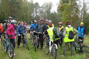 Vapramē (Vapramäe)-Vitipalu-Vellavere ekskursija ar velosipēdiem cauri vecajiem ciemiem 