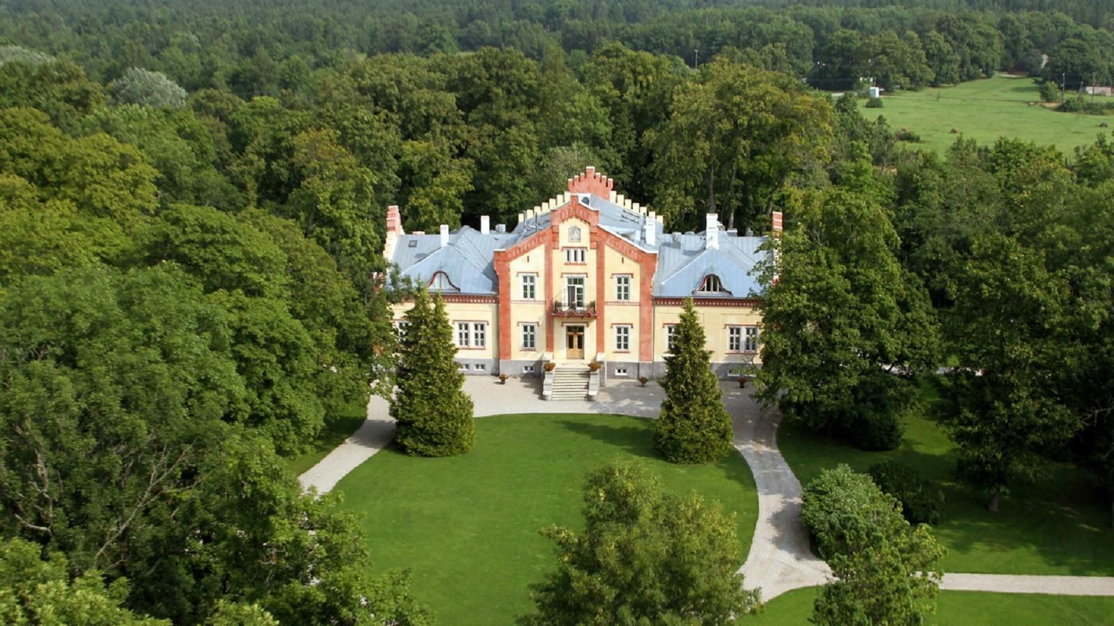 Pädaste Manor hotel