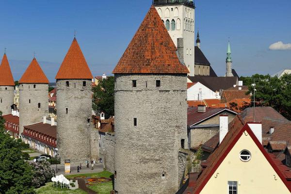 Town Wall: Nunna, Sauna and Kuldjala Tower