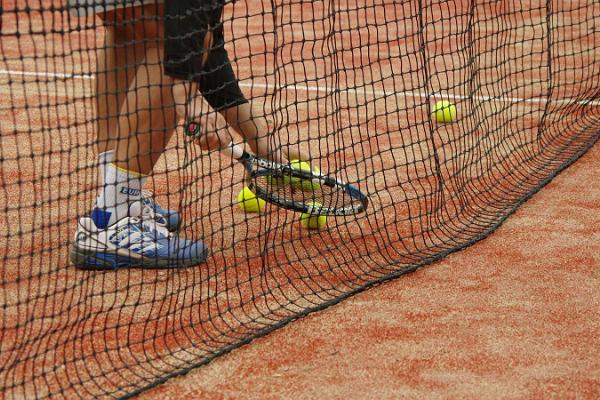 Tennisplatz des Feriendorfes Pidula Forell