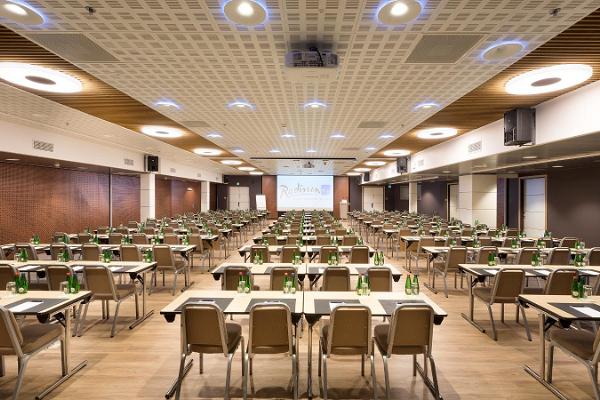 Центр конференций и мероприятий в отеле Radisson Blu Hotel Olümpia