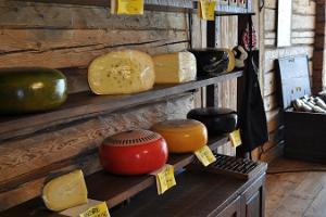 Хуторской магазин сырной фермы Andre
