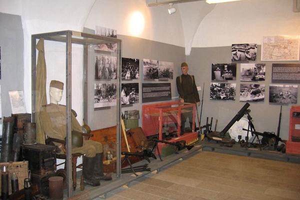 Vaivara Sinimägede museum
