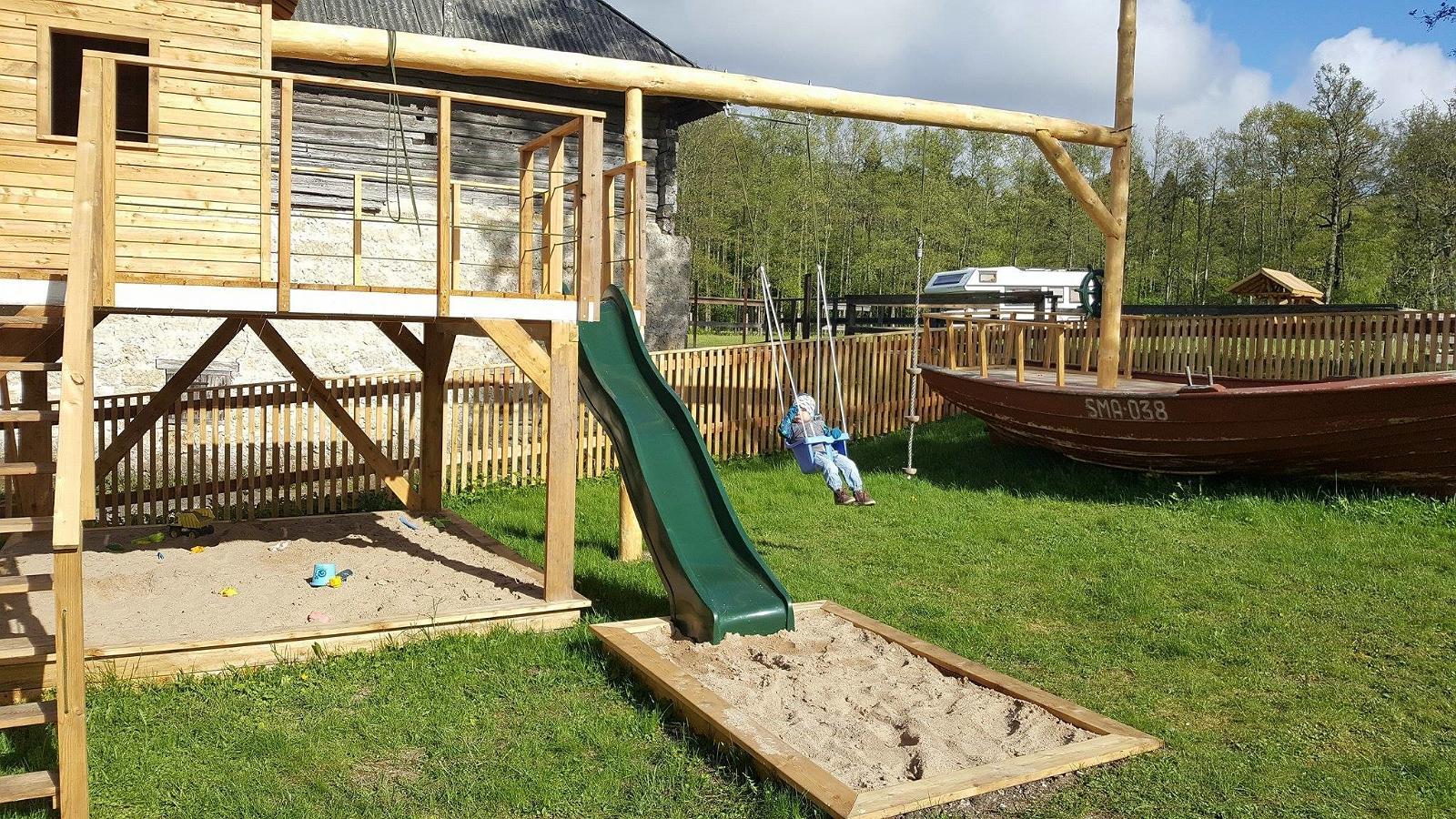 Pidula Forell Holiday Village