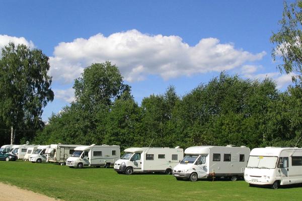 Caravanparkplatz des Waide Motels