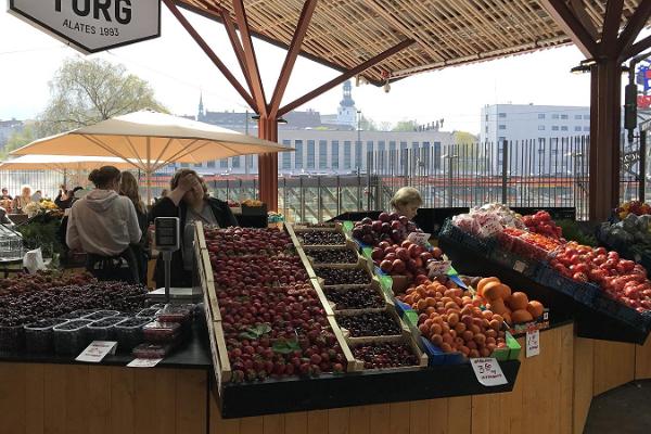 Tallinn Food Tour, local market