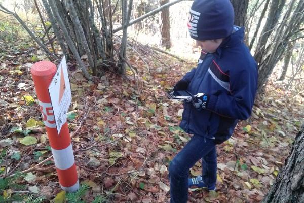 Orientierungsbahn und Orientierung mit Handy in Palivere