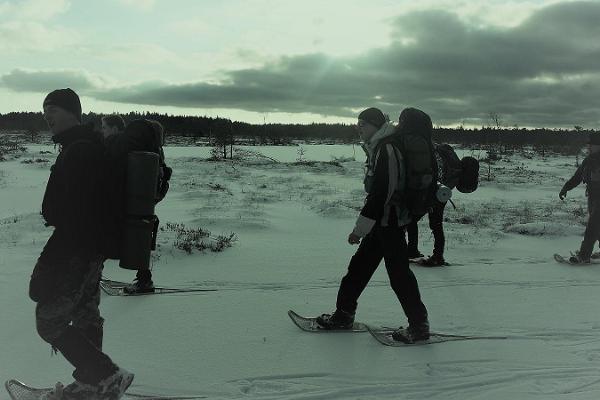 Divu dienu nomadu ceļojums "Ar sniega kurpēm Raplas apriņķa purva klusumā"