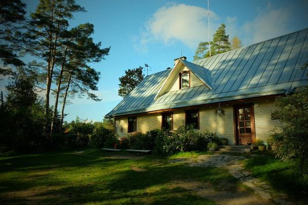 Handmade card workshop in Kallaste Farm