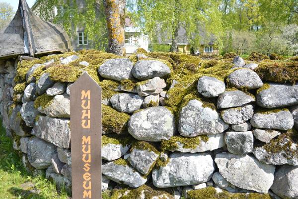 Car tour 'On the path of the past and masters of Saare County'