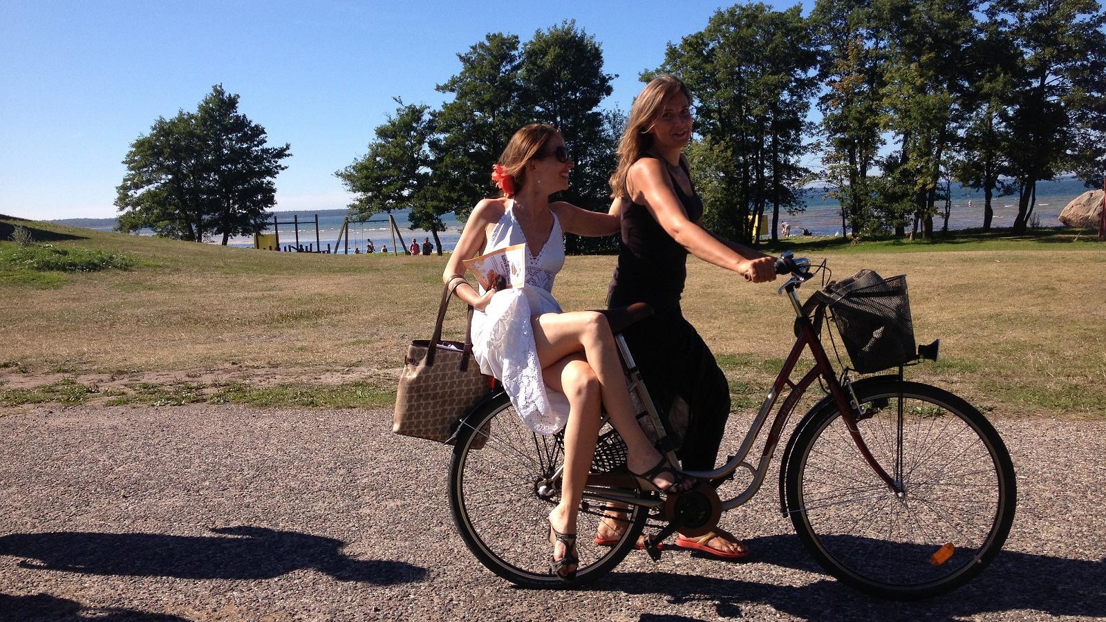 Bicycle tour Heltermaa-Suuremõisa-Hellamaa-Kärdla