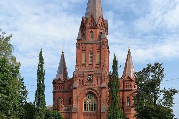 Die evangelisch-lutherische Petruskirche in Tartu