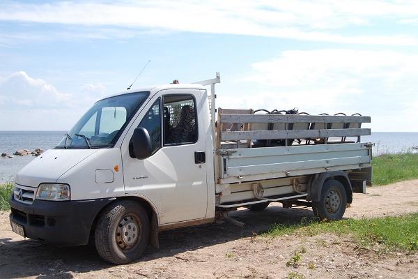 Puhka Kihnus tarjoaa: opastettu kuorma-auto kierros Kihnun saarella