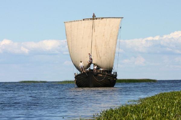 The 'Jõmmu' barge